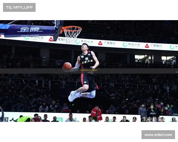 全程解说NBA精彩赛事 热血激战尽在直播间 全程解说NBA精彩赛事 热血激战尽在直播间